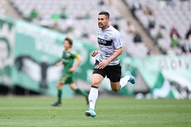 赵继伟复出辽宁胜吉林 王哲林20分上海胜宁波